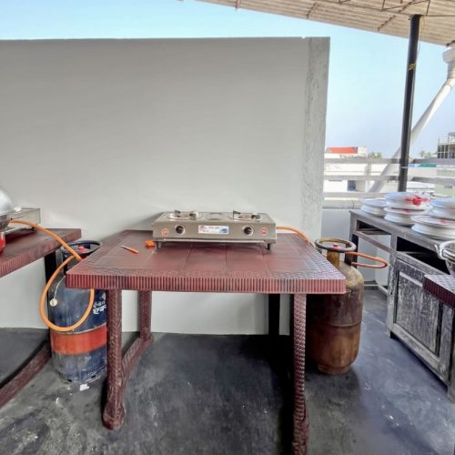 thefloershostel_rose_dining area 1