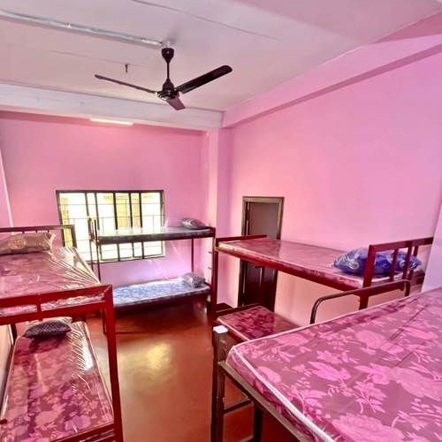 ladies hostel in kaloor